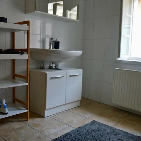 Retro Apartment *